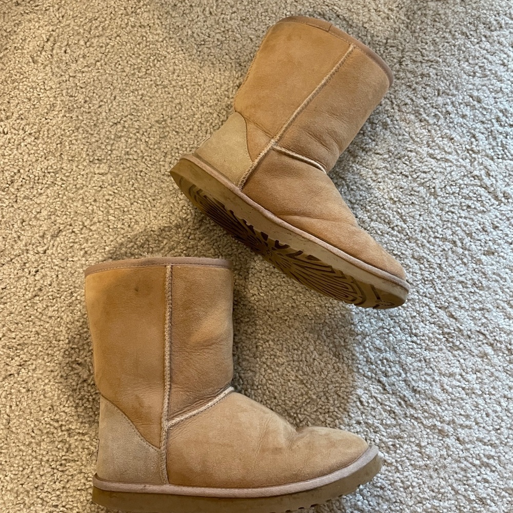 Sand short, UGGs